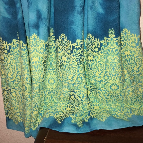 Amelia - Picture 2 of 3